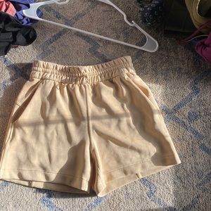 Lululemom Softstream Short